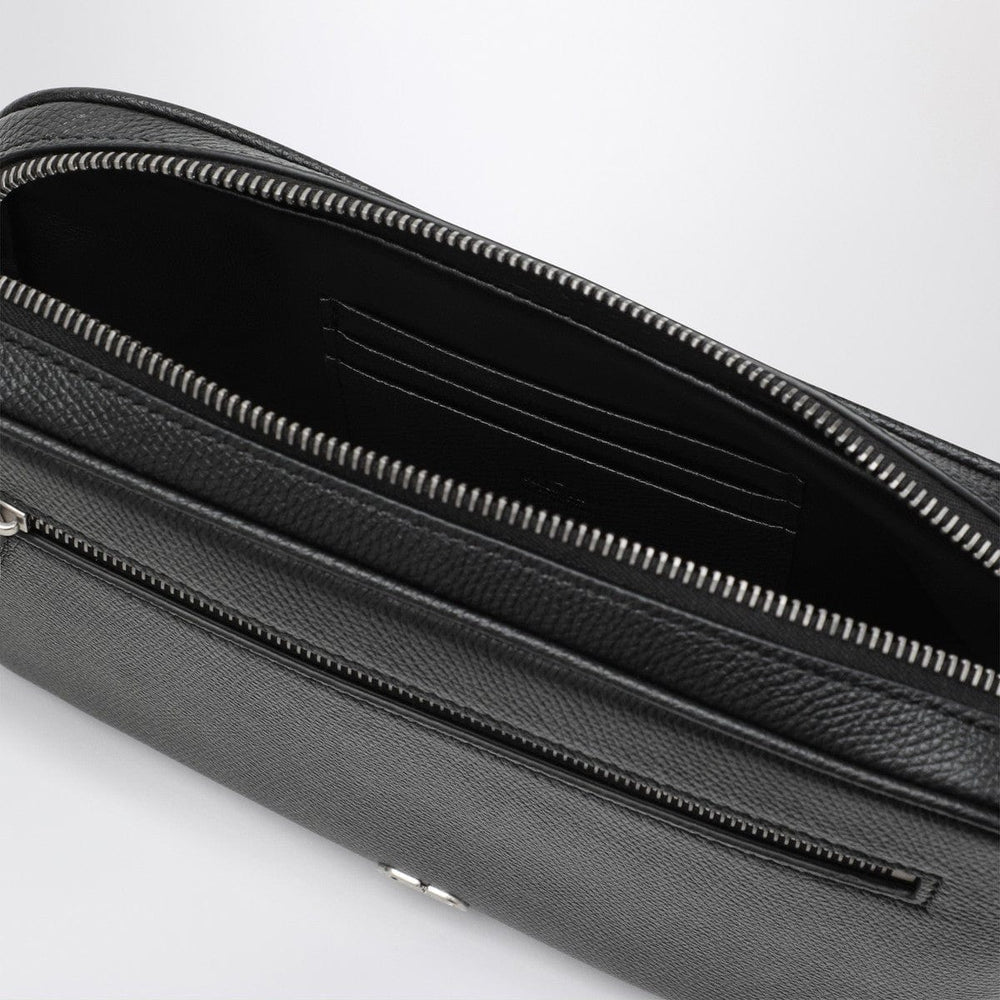 Clutches UNI Valentino Garavani Vlogo Signature clutch black in grained calfskin Brand