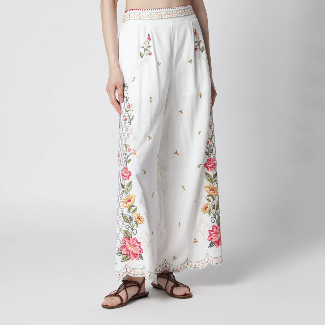 FARM Rio - Linen-blend trousers with floral embroidery Brand Apparel & Accessories > Clothing > Pants XS