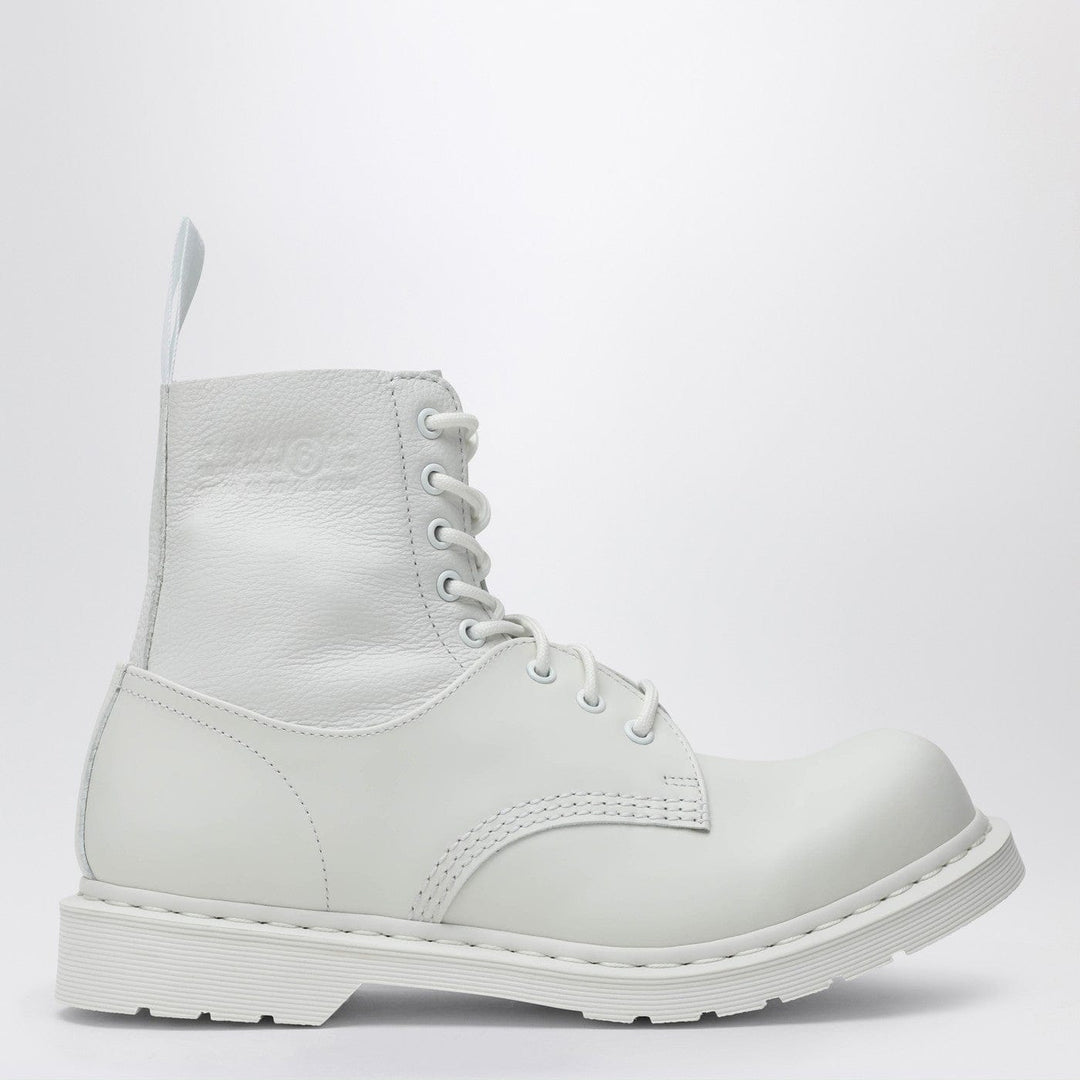 Shoes 40 IT MM6 Maison Margiela - White lace-up boot MM6 X Dr. Martens Brand
